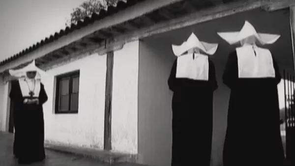 El misterio de los aparatos que vigilan bebés y muestran fantasmas