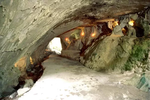 Zugarramurdi, aldea de brujas